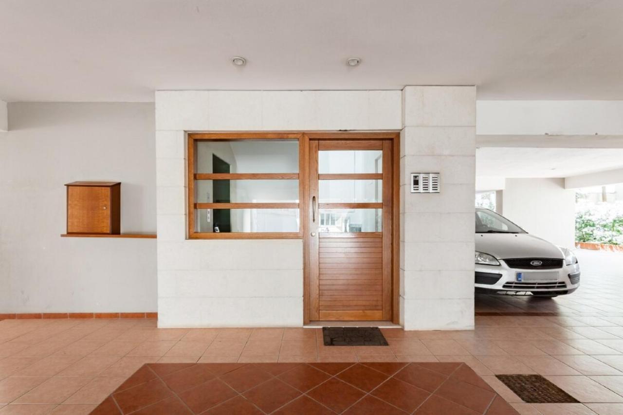 Cozy Spacious Apartment In The Heart Of Heraklion Exterior foto